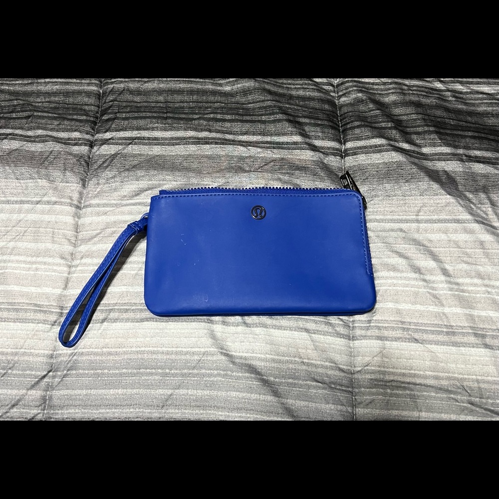 Lululemon wallet well used but has some life left